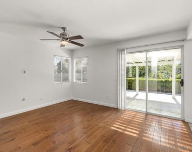 14624 Carmel Ridge Rd - Photo Thumbnail 17