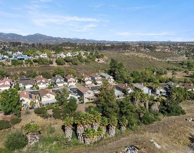 14624 Carmel Ridge Rd - Photo Thumbnail 53