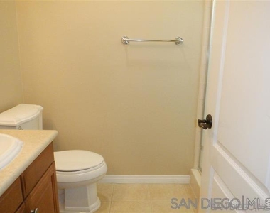 13044 Deer Park Way - Photo Thumbnail 9