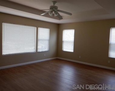 13044 Deer Park Way - Photo Thumbnail 17