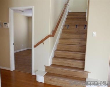 13044 Deer Park Way - Photo Thumbnail 10