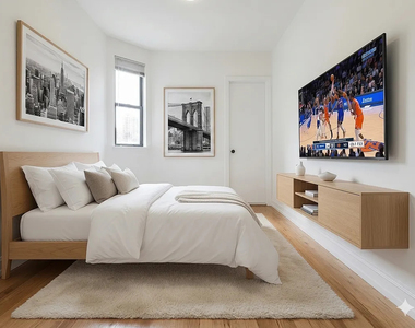 428 East 81st Street - Photo Thumbnail 2