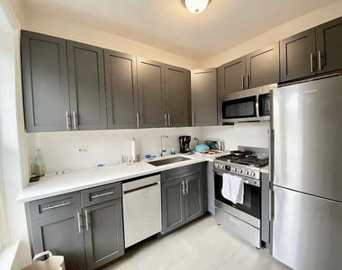 204 St Marks Avenue - Photo Thumbnail 2