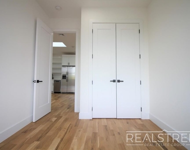 144a Sumpter St - Photo Thumbnail 14