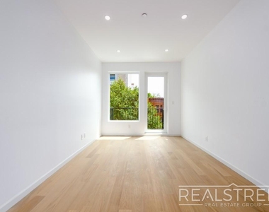 1469 Dean St - Photo Thumbnail 1