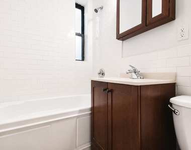 240 West 104th St - Photo Thumbnail 10