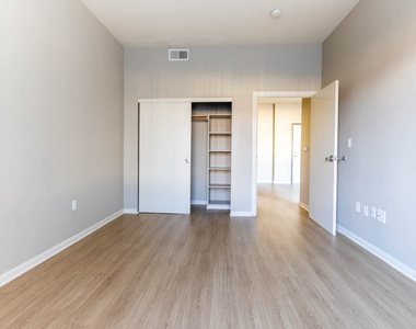 10001 Venice Blvd - Photo Thumbnail 20