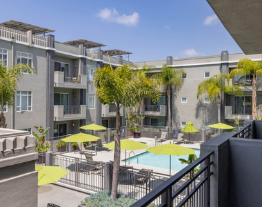 10001 Venice Blvd - Photo Thumbnail 12
