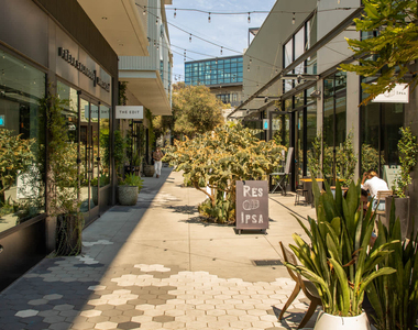 10001 Venice Blvd - Photo Thumbnail 30