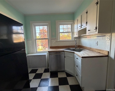 87 Colgate Avenue - Photo Thumbnail 6