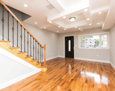 11627 134th Street - Photo Thumbnail 1