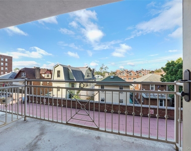 4040 75th Street - Photo Thumbnail 9