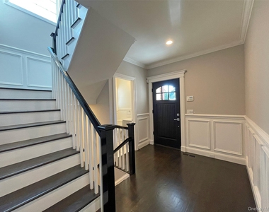 1019 Grove Street - Photo Thumbnail 19