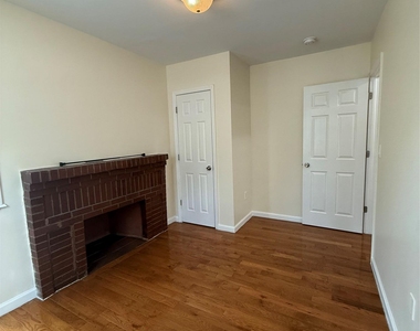 19710 Foothill Avenue - Photo Thumbnail 14