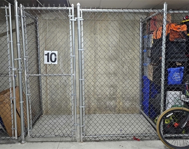 115 Canter Court - Photo Thumbnail 18