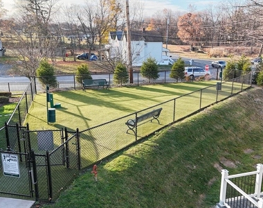 115 Canter Court - Photo Thumbnail 20