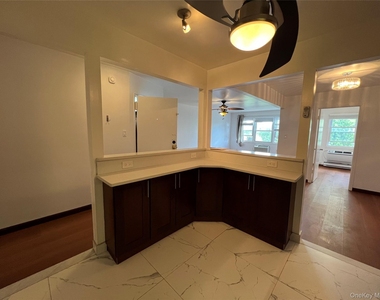 209-14 23rd Avenue - Photo Thumbnail 3
