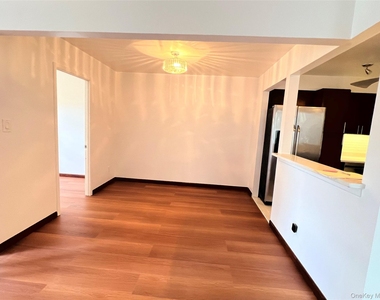 209-14 23rd Avenue - Photo Thumbnail 7