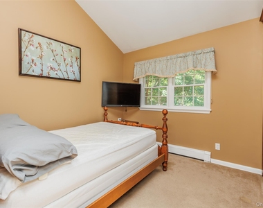 12 Rumford Road - Photo Thumbnail 15