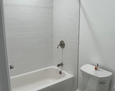196-28 91st Avenue - Photo Thumbnail 13