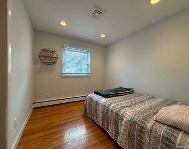 4 Edna Drive - Photo Thumbnail 14