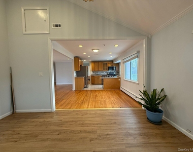 4 Edna Drive - Photo Thumbnail 6