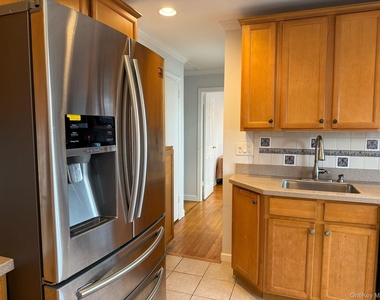 4 Edna Drive - Photo Thumbnail 10