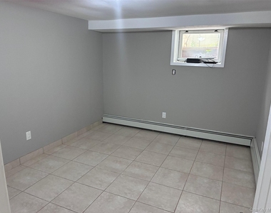 5625 136th Street - Photo Thumbnail 5
