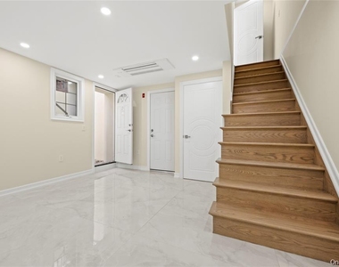 7662 174th Street - Photo Thumbnail 28