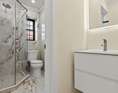 7662 174th Street - Photo Thumbnail 17