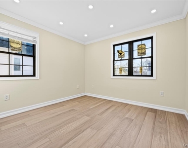 7662 174th Street - Photo Thumbnail 13