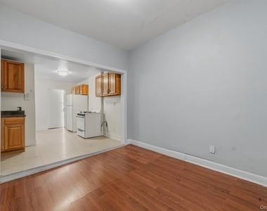 158 Willow Street - Photo Thumbnail 7