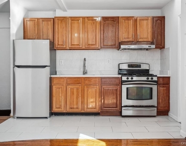 85-74 67th Avenue - Photo Thumbnail 3
