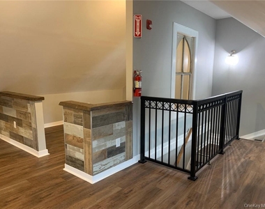 78 Duncan Avenue - Photo Thumbnail 23