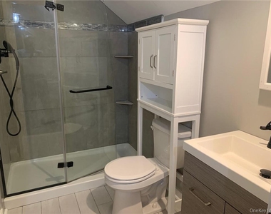 78 Duncan Avenue - Photo Thumbnail 25