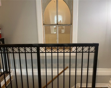 78 Duncan Avenue - Photo Thumbnail 17