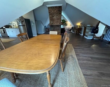 78 Duncan Avenue - Photo Thumbnail 18