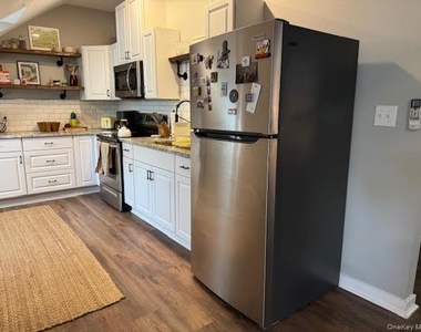 78 Duncan Avenue - Photo Thumbnail 19