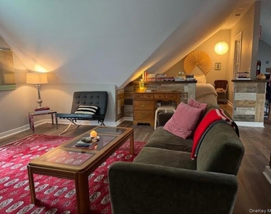 78 Duncan Avenue - Photo Thumbnail 30