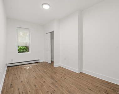 411 Liberty Street - Photo Thumbnail 19