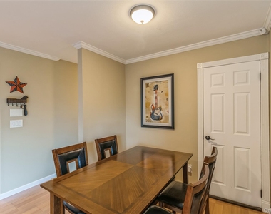 48 Pointe Cir S - Photo Thumbnail 10