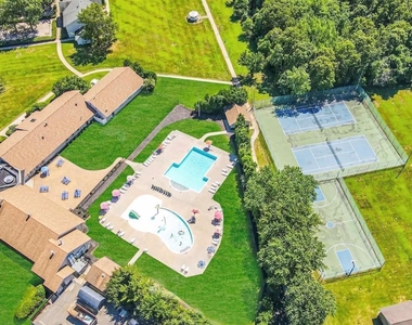 48 Pointe Cir S - Photo Thumbnail 33