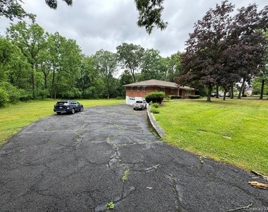 49 Chestnut Lane - Photo Thumbnail 46