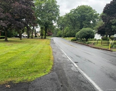 49 Chestnut Lane - Photo Thumbnail 38