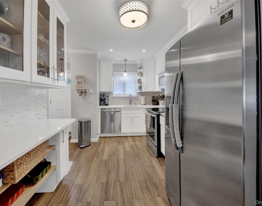 1901 Village Drive - Photo Thumbnail 16