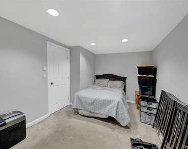 1901 Village Drive - Photo Thumbnail 21