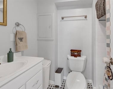 1901 Village Drive - Photo Thumbnail 20