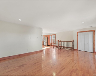 75 Albany Street - Photo Thumbnail 15