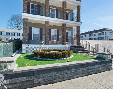 75 Albany Street - Photo Thumbnail 2