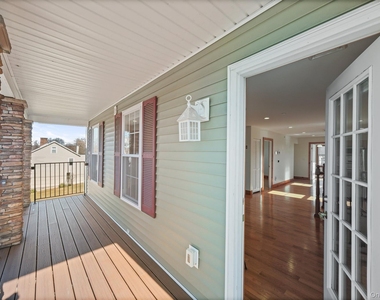 75 Albany Street - Photo Thumbnail 4